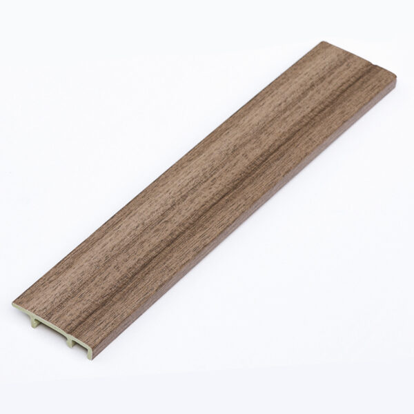 Q10 Walnut – Zócalos PVC/EPS Encastrable - Image 2