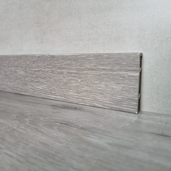 Q7 Swiss Pine – Zócalos PVC/EPS Encastrable - Image 2