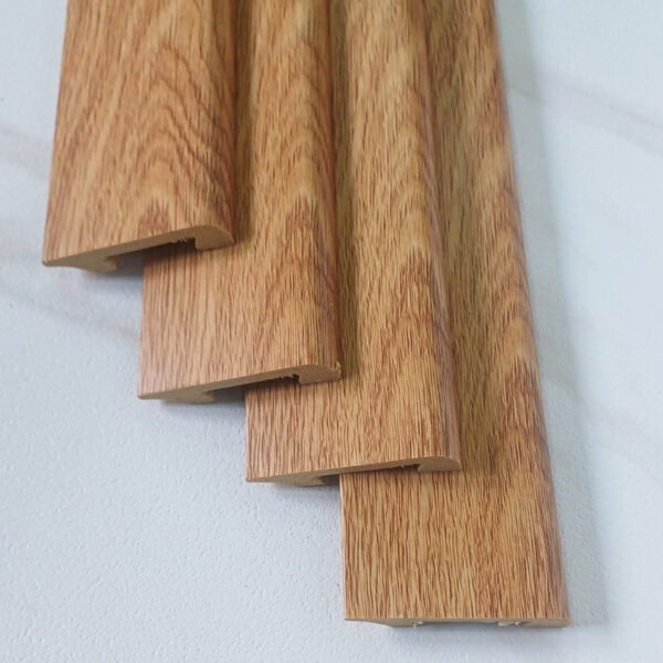 Roble Cobre / Zócalos PVC para Pegar - Image 5