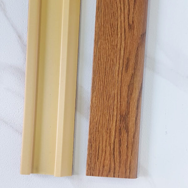 Roble Terra / Zócalos PVC para Pegar - Image 4