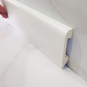 Top Round 75 Blanco – Zócalos PVC para Pegar