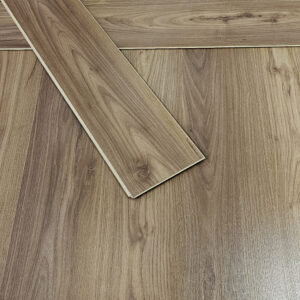 FM8005 | Piso Laminado 8mm AC4