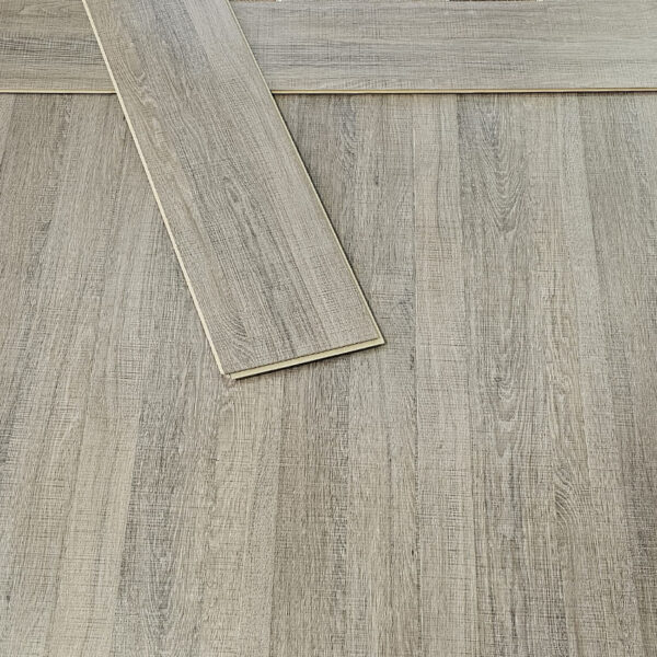 FM1064 | Piso Laminado 8mm AC4