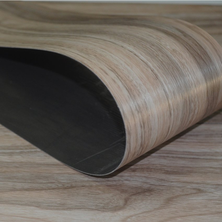 W38 | Piso Vinílico LVT Autoadhesivo