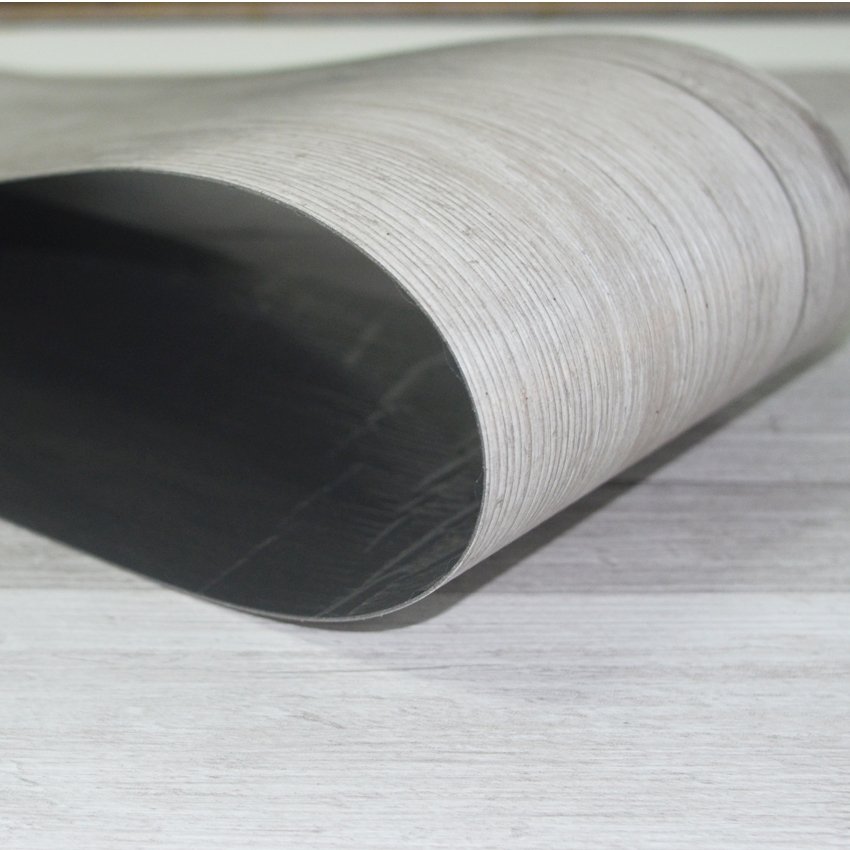 W92 | Piso Vinílico LVT Autoadhesivo
