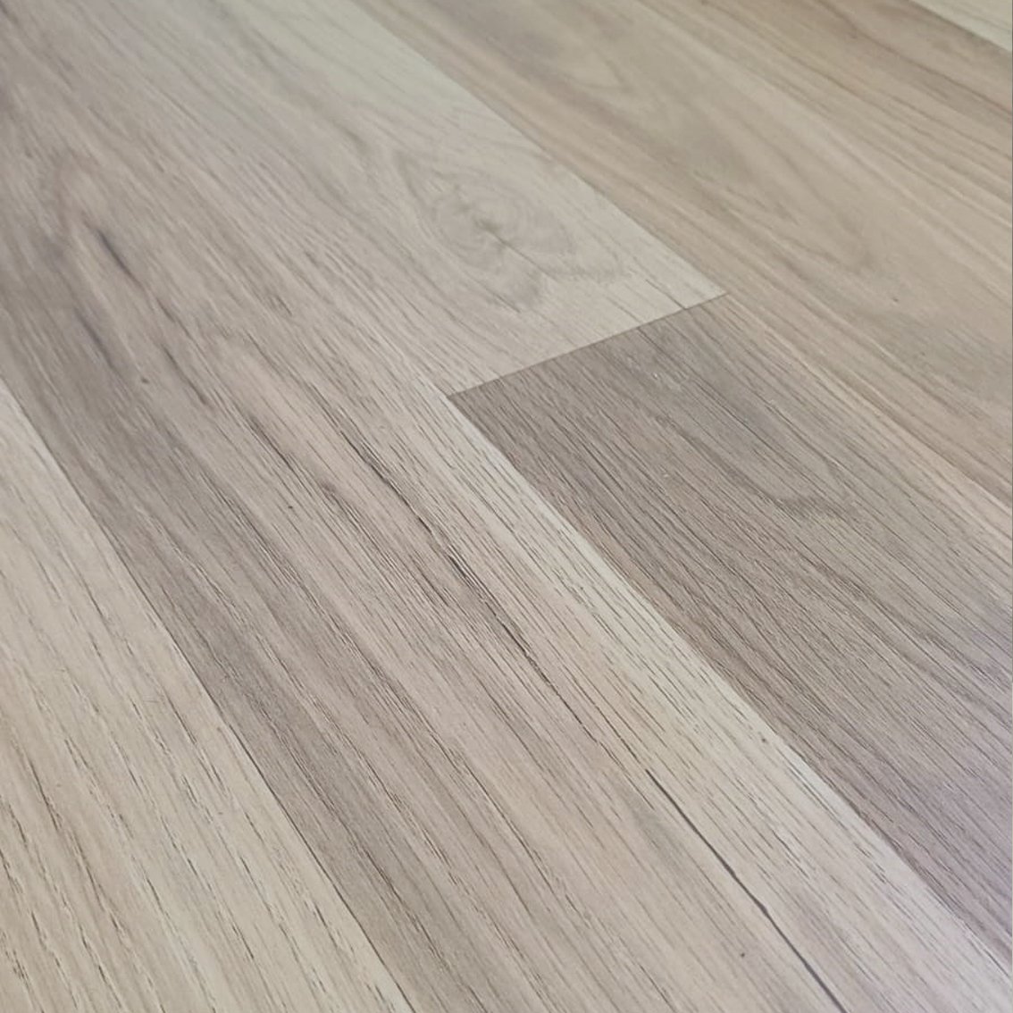 Helena | Piso Laminado 7mm AC3