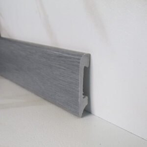 Gris Horizonte | Zócalo de Pvc pasacables 75mm x ml